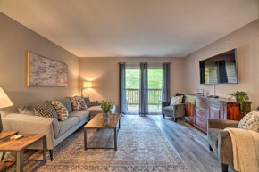 Modern Condo with Pool about 7 Mi To Branson Landing!